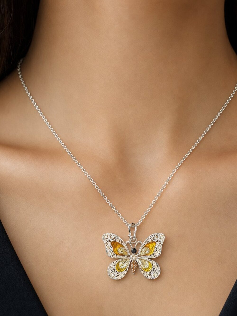 Butterfly necklace NWOT